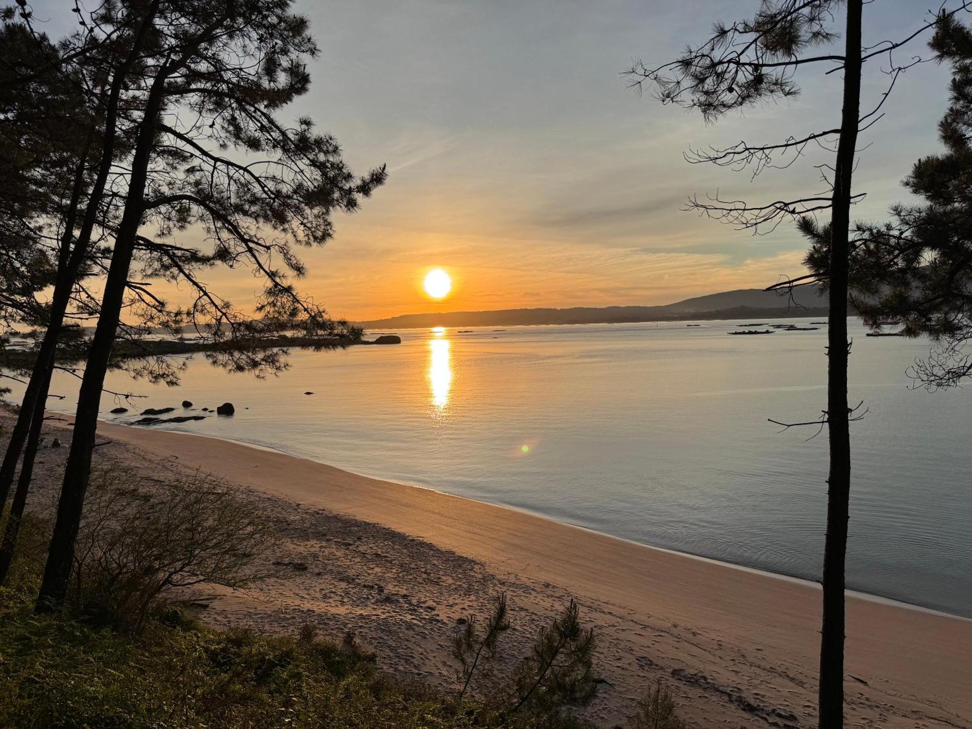 Apartamento Paseo Maritimo-A Illa De Arousa Exterior foto